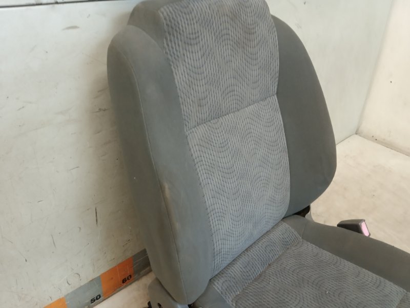 Сиденье переднее правое