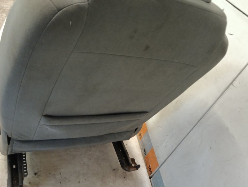 Сиденье переднее правое