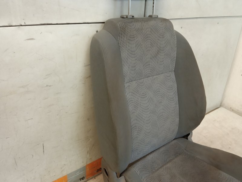 Сиденье переднее левое