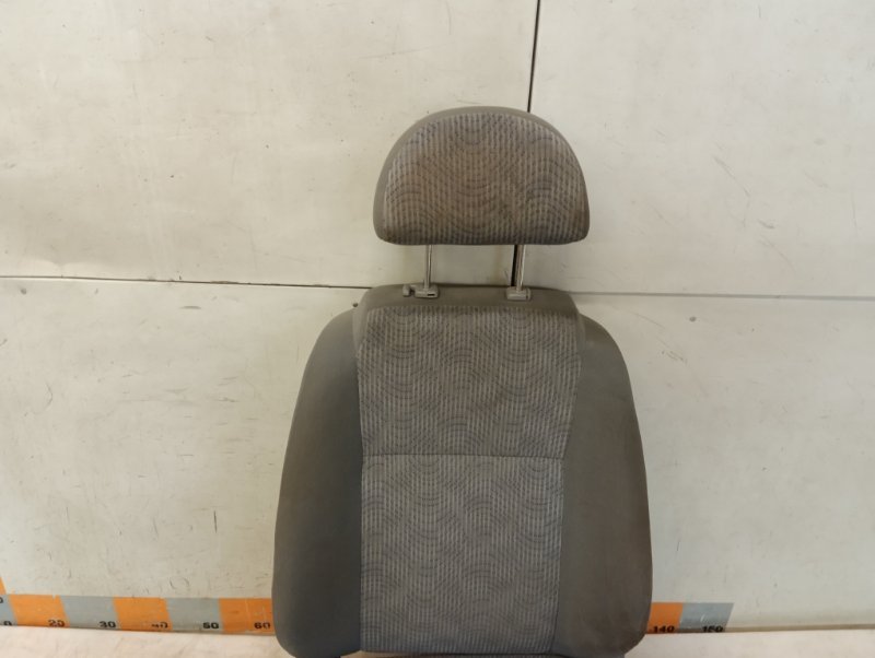 Сиденье переднее левое