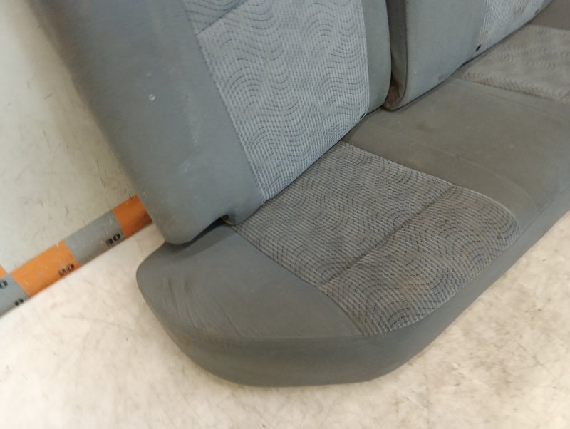 Сиденье салонное