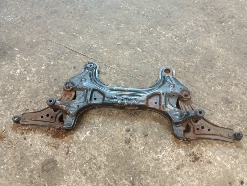 Балка подмоторная