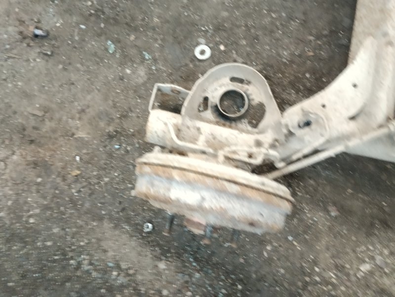 Балка задняя