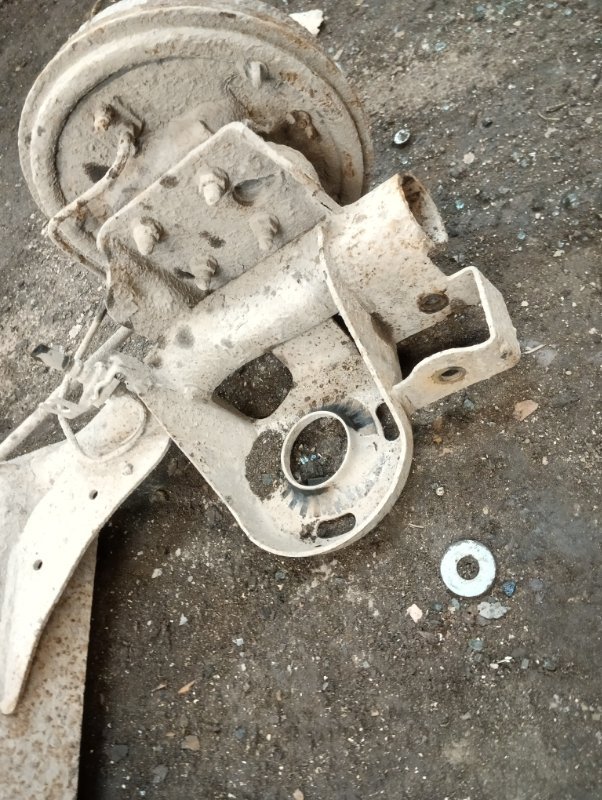 Балка задняя