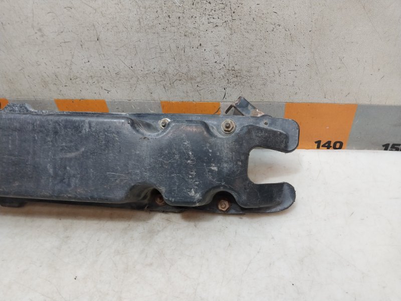 Усилитель переднего бампера