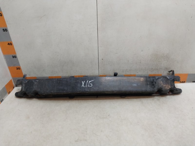 Усилитель переднего бампера