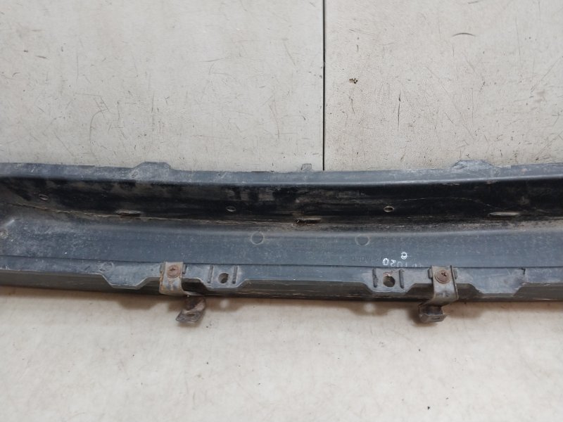 Усилитель переднего бампера