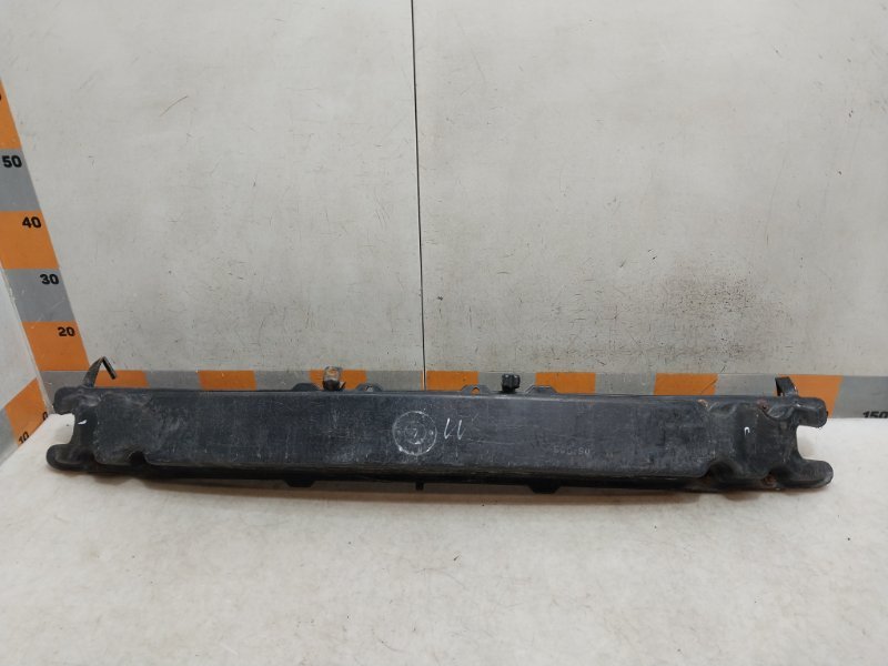 Усилитель переднего бампера