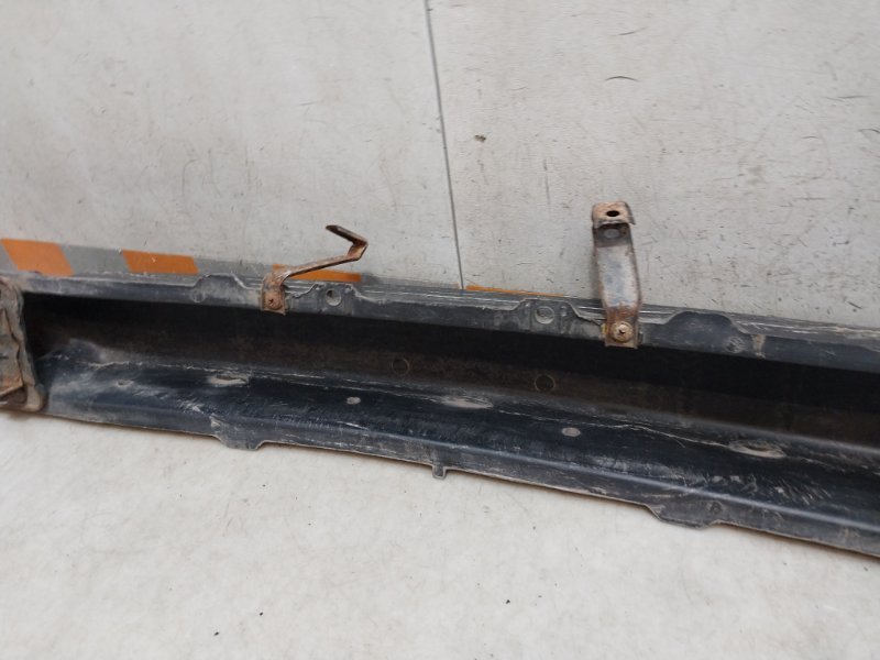 Усилитель переднего бампера