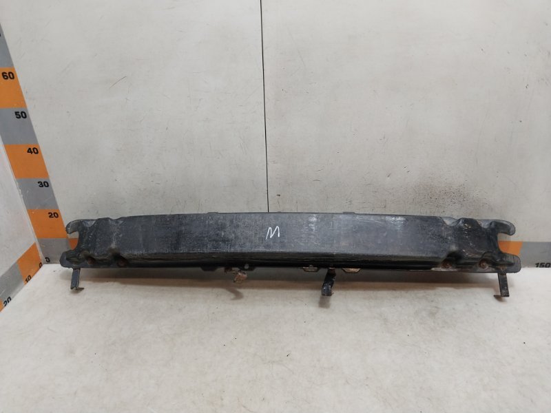 Усилитель переднего бампера