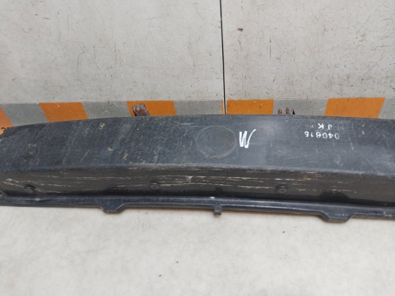 Усилитель переднего бампера