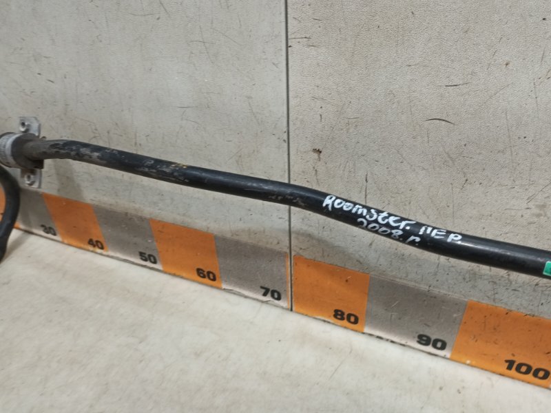 Стабилизатор передний