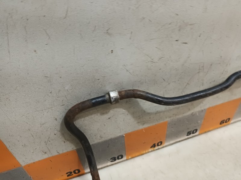 Стабилизатор задний