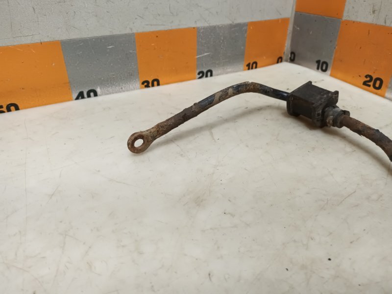 Стабилизатор задний