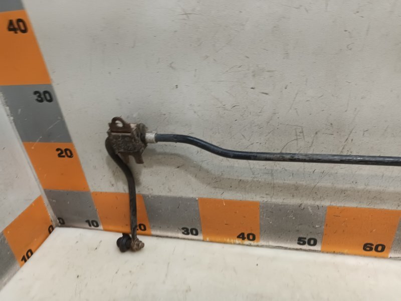 Стабилизатор задний