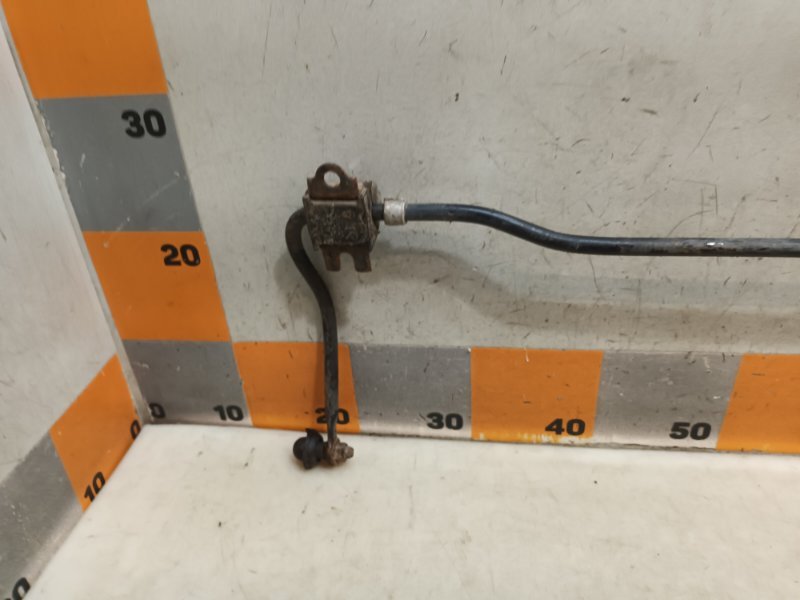 Стабилизатор задний