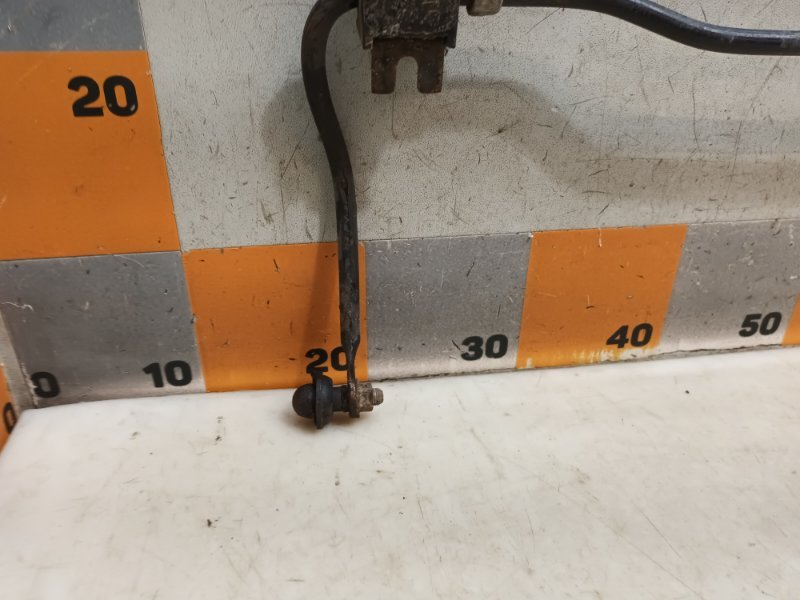 Стабилизатор задний