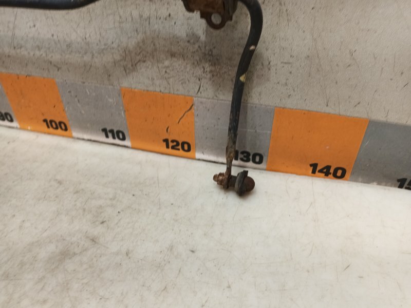 Стабилизатор задний