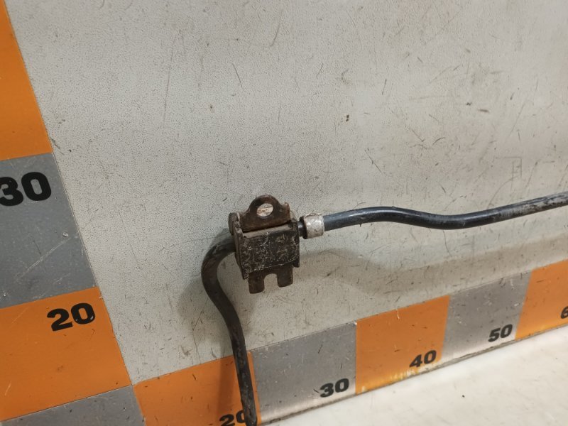 Стабилизатор задний