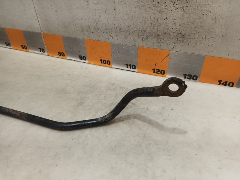 Стабилизатор передний