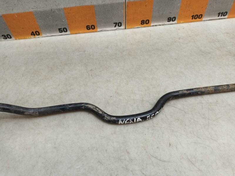 Стабилизатор передний