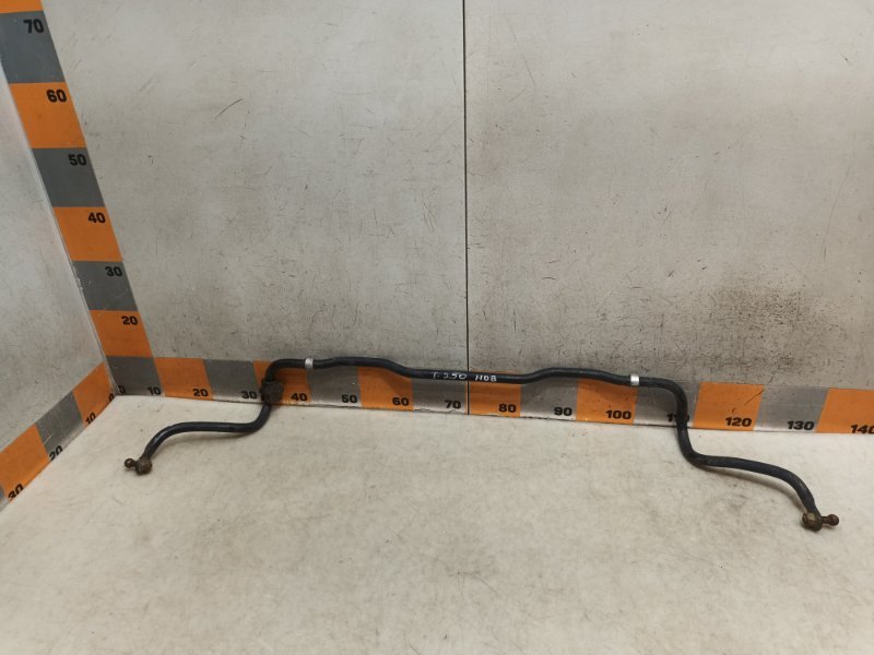 Стабилизатор передний