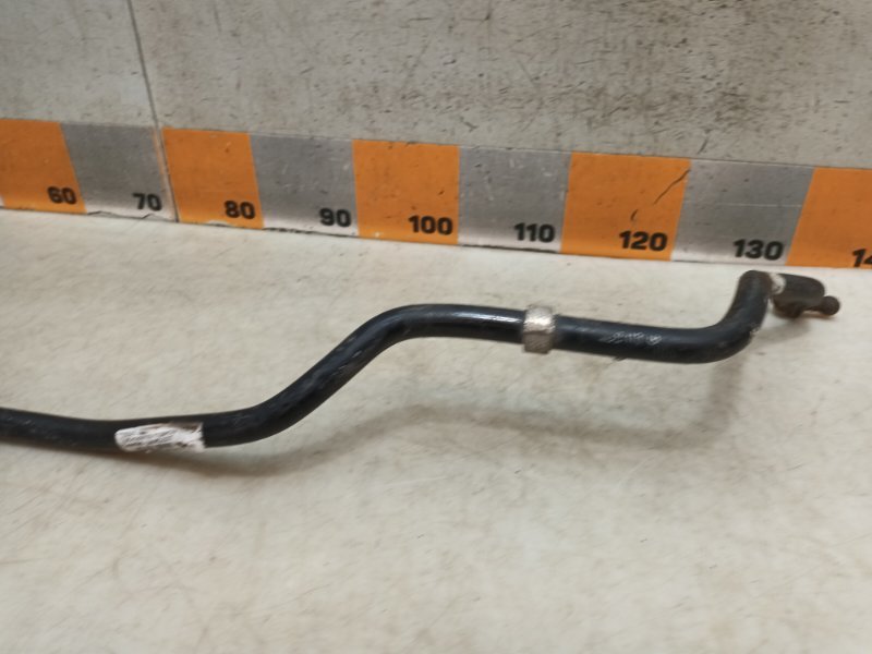 Стабилизатор передний