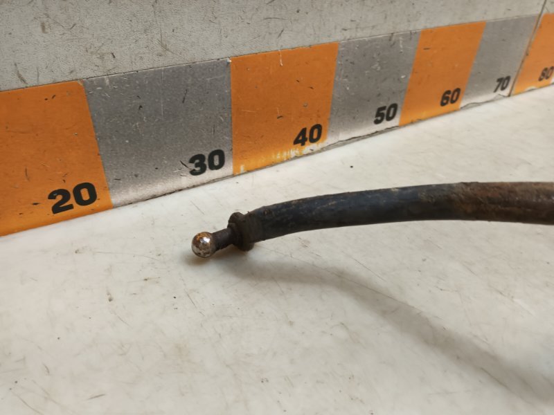 Стабилизатор передний