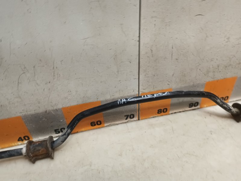 Стабилизатор передний