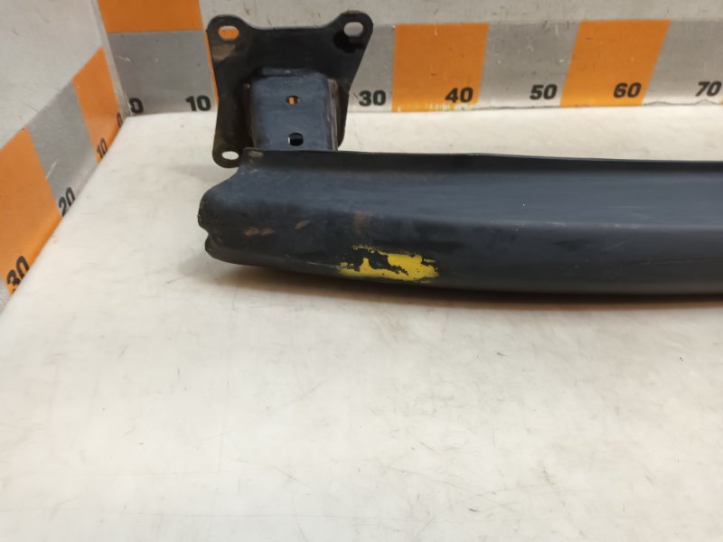 Усилитель заднего бампера