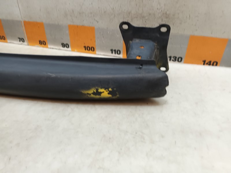 Усилитель заднего бампера