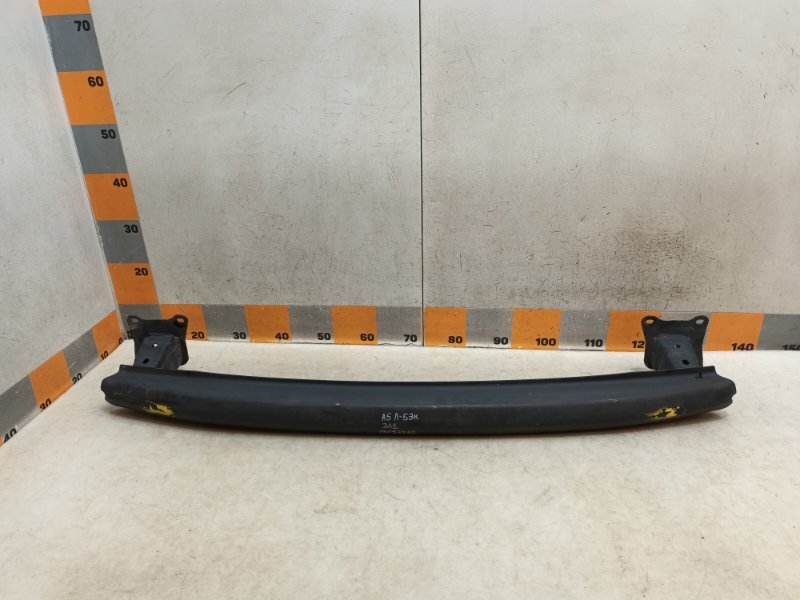 Усилитель заднего бампера