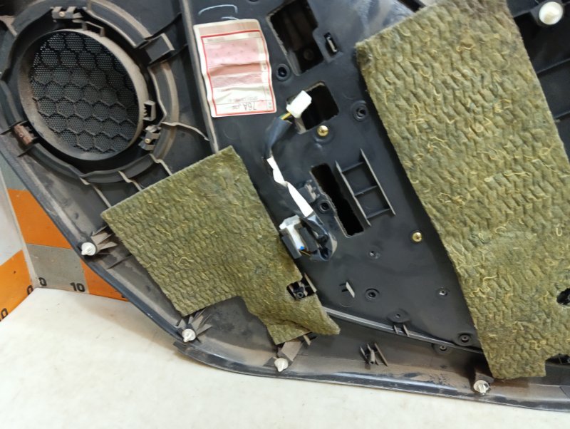 Обшивка двери