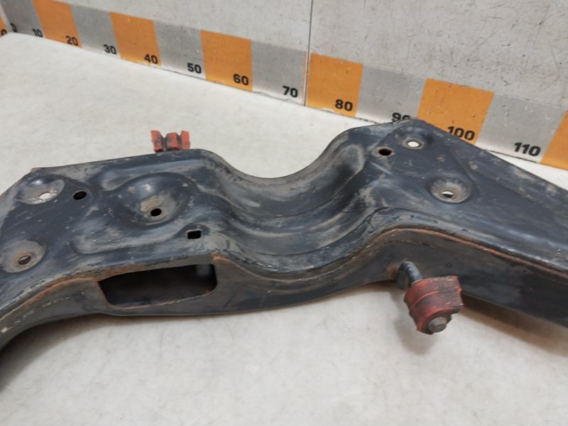 Балка подмоторная