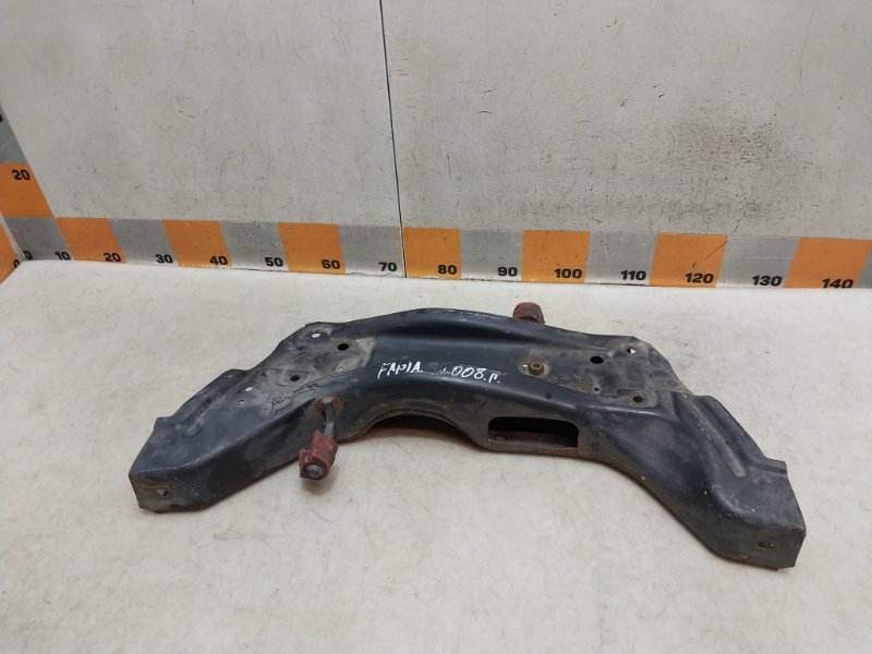 Балка подмоторная