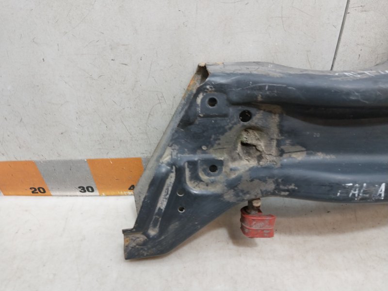 Балка подмоторная