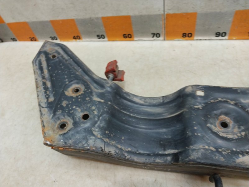 Балка подмоторная