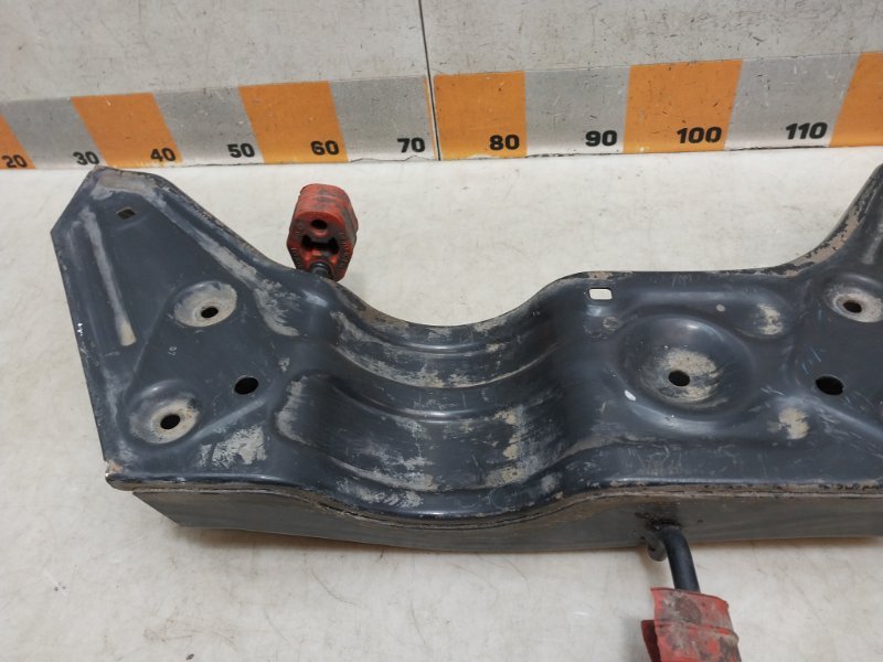 Балка подмоторная