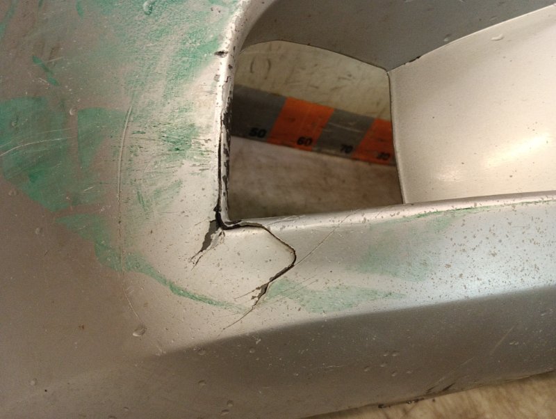 Бампер передний