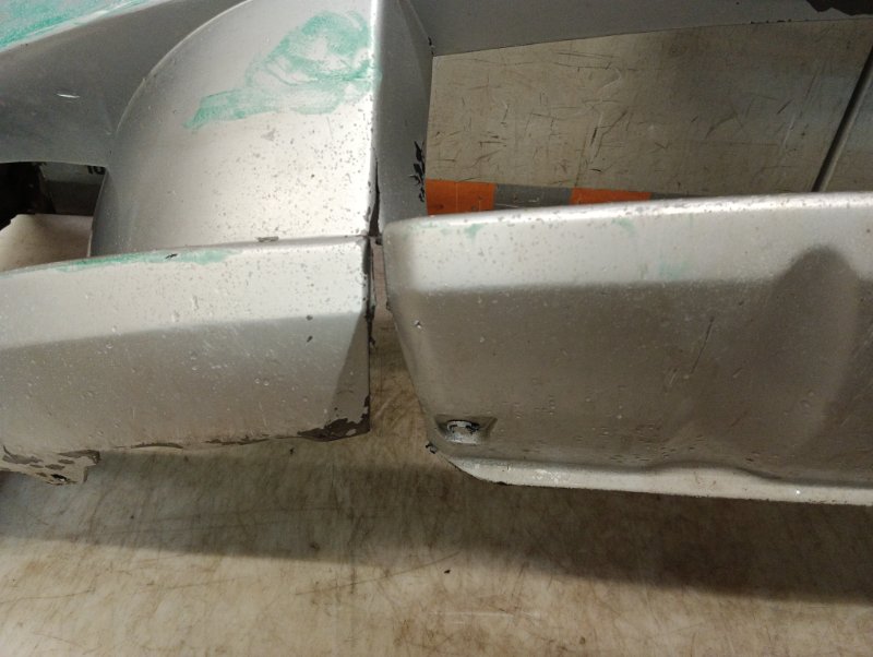 Бампер передний