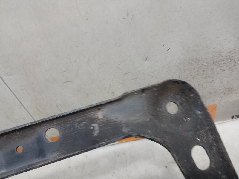 Балка передняя поперечная