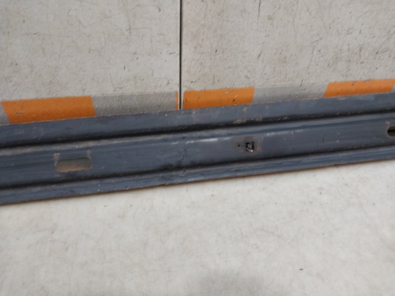 Балка подрадиаторная