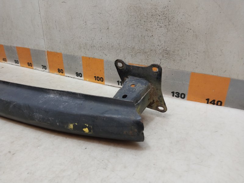 Усилитель заднего бампера