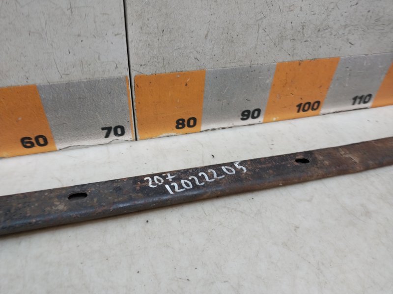 Балка подрадиаторная