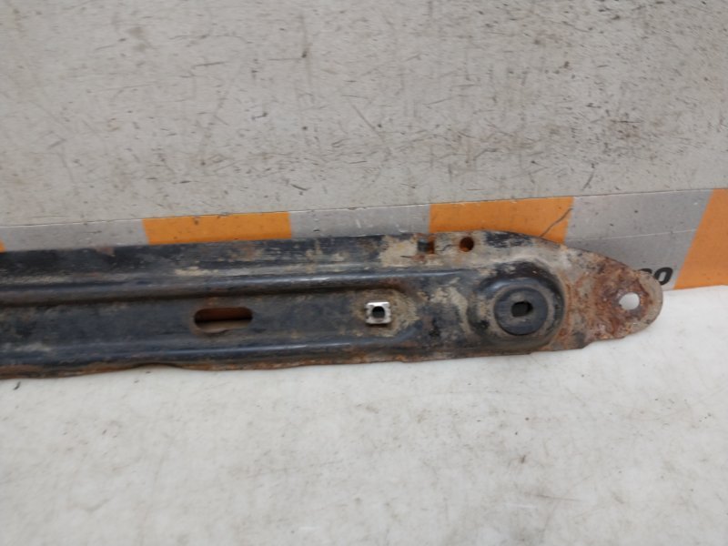 Балка подрадиаторная