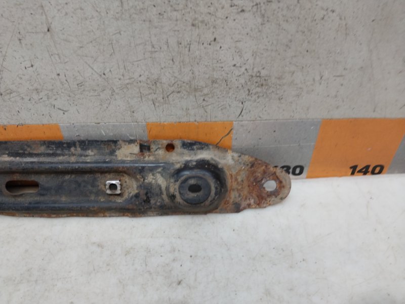 Балка подрадиаторная