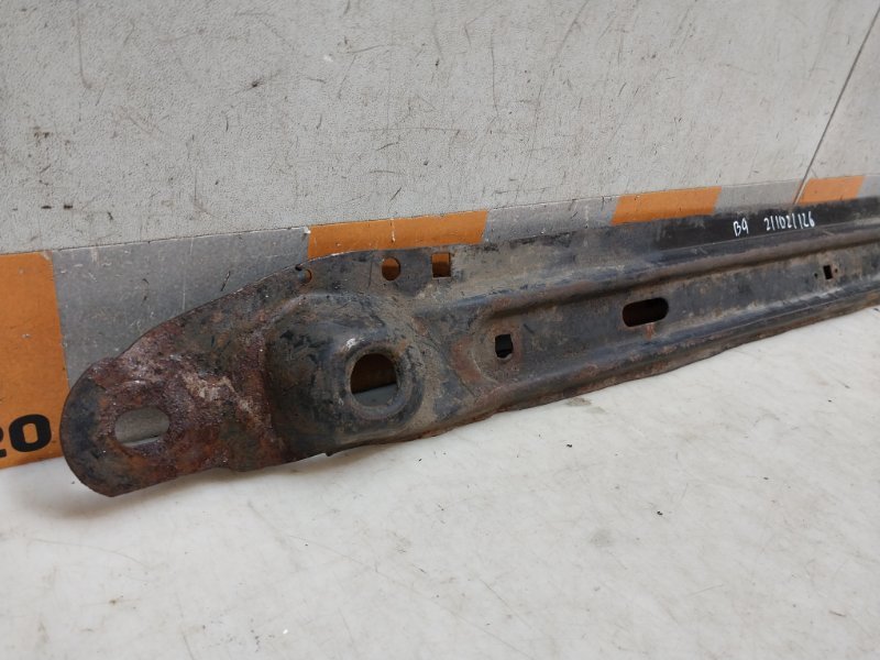 Балка подрадиаторная