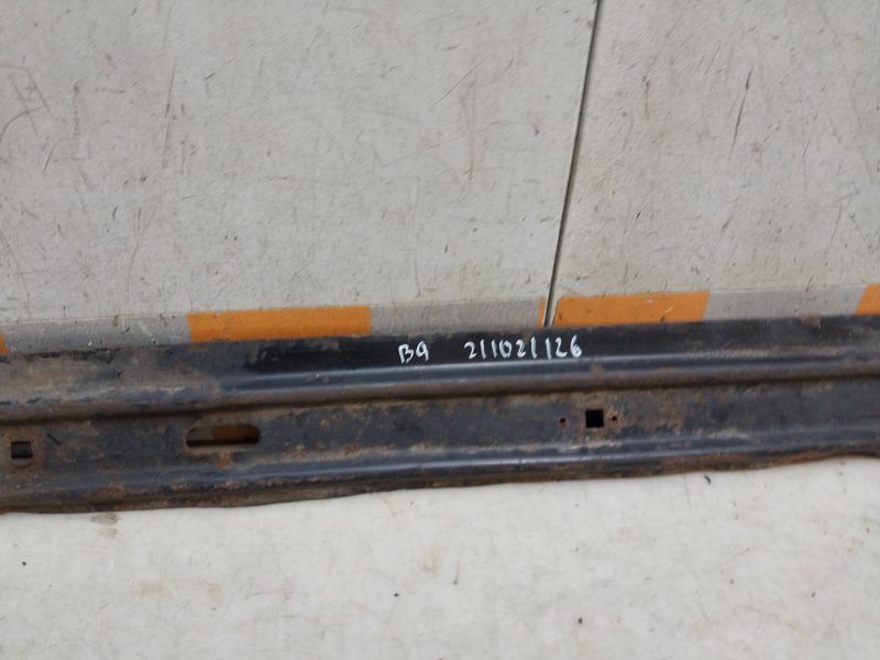 Балка подрадиаторная