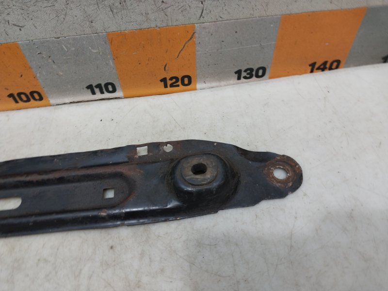 Балка подрадиаторная