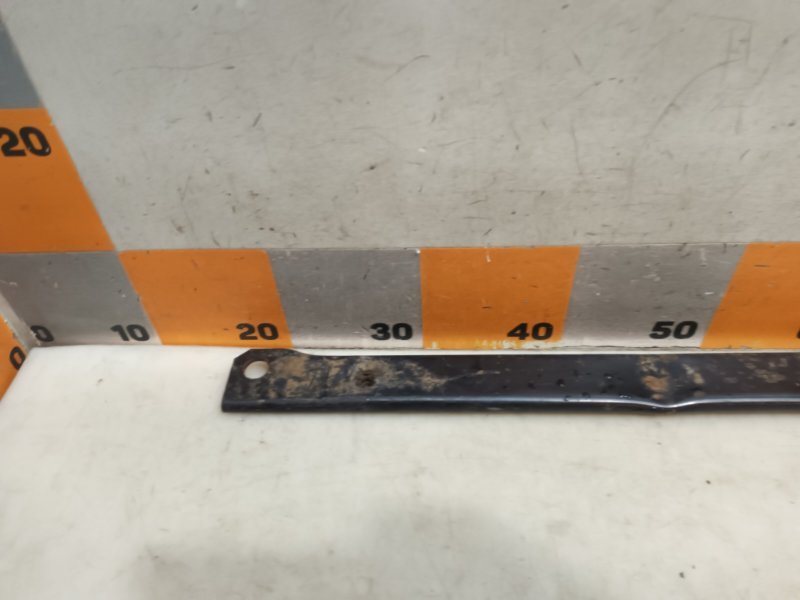 Балка подрадиаторная